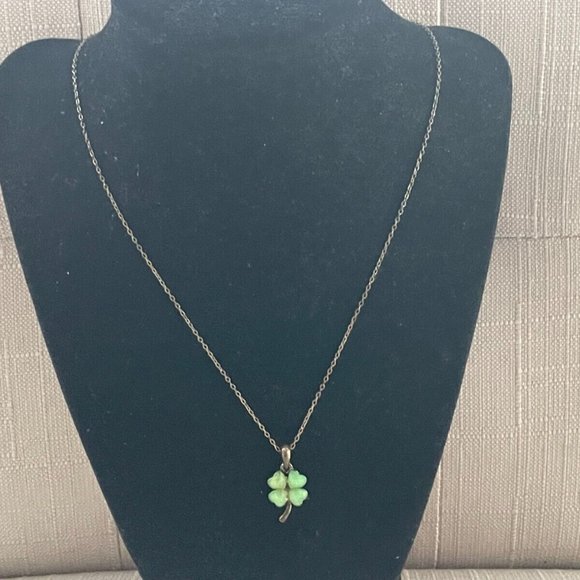 Women Necklace Green Faux Stone Pendant Fashion Jewelry Necklace - Picture 9 of 11